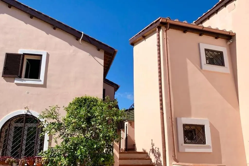 Borghetto Degli Angeli Apartment Rome Italy